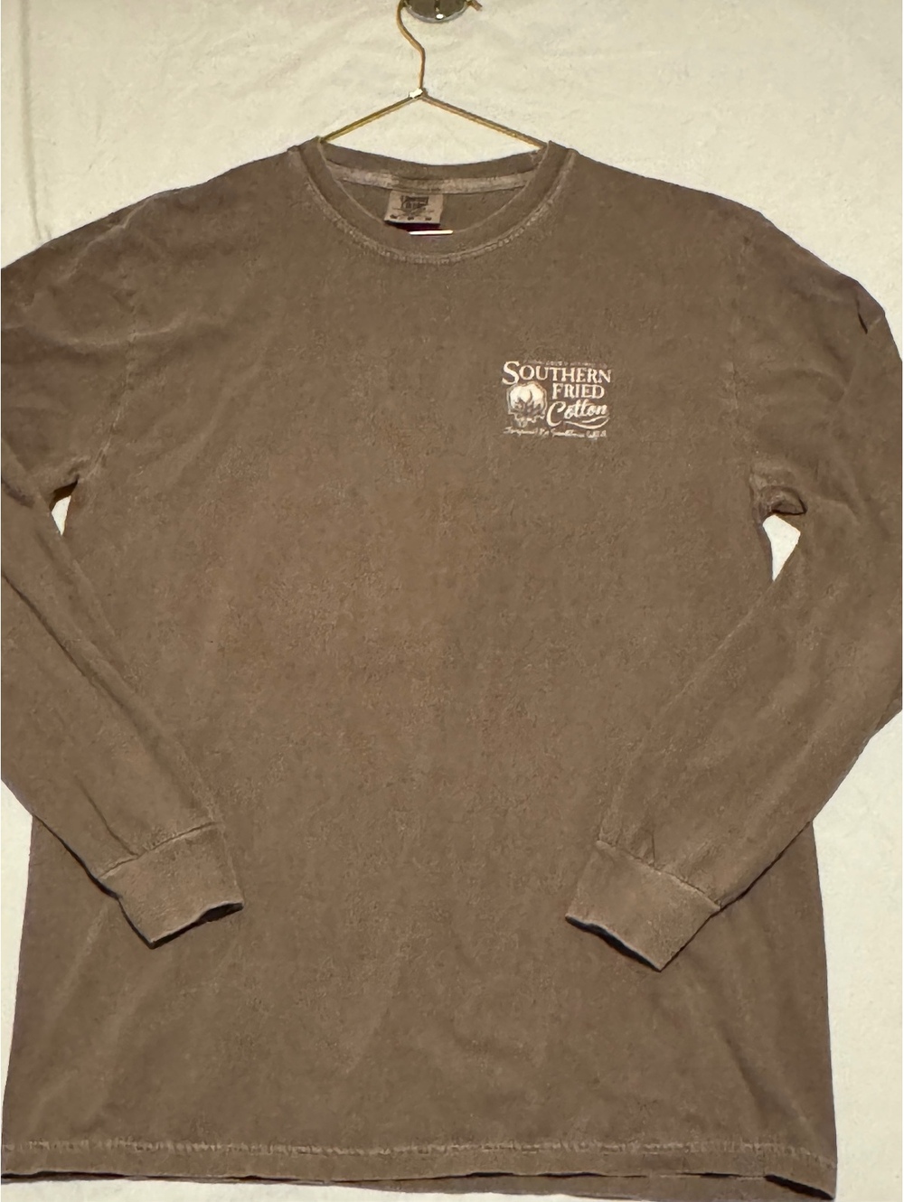 Southern Fried Cotton Hunting Camo Dog Graphic Tee - Size M